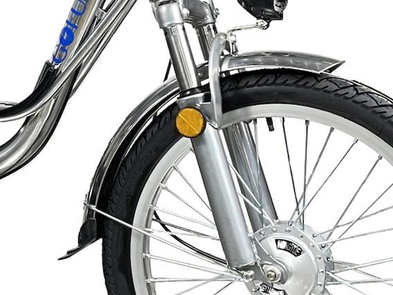The incorporated fenders protect you and your outfit no matter what the conditions are like outside ride as you want even in the muddy land